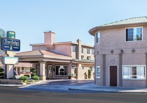 Travelodge by Wyndham Merced Yosemite