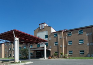 Travelodge by Wyndham Romulus Detroit Airport