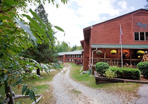 Evergreen Valley Inn
