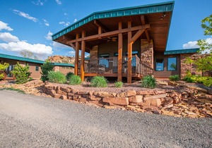 Cougar Ridge Lodge