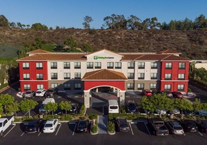 Holiday Inn Express & Suites - Lake Forest, an Ihg Hotel