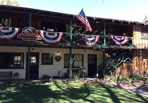 Kern Riverfront Lodge