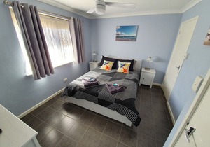 Ocean Beach Chalet 18