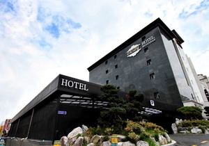 Orsay Business Hotel Suwon