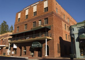 Historic Cary House Hotel