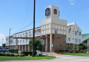 Best Western Plus Rockwall Inn & Suites