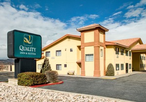 Quality Inn & Suites Grants