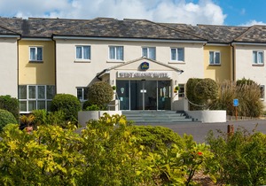 Mercure Newbury West Grange Hotel