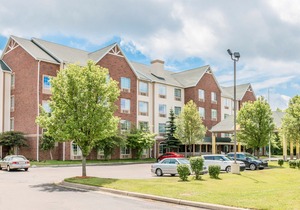 Country Inn & Suites by Radisson, Novi, MI