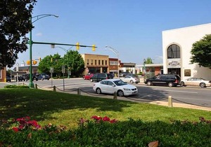 Faremont Inn & Suites Monroe