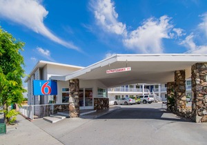 Motel 6 San Bernardino, CA - Downtown