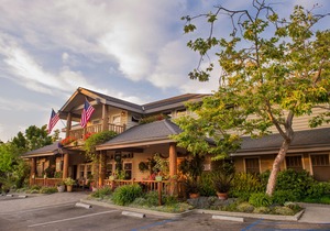 Cambria Pines Lodge