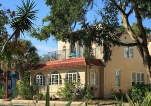 Casa de Suenos B & B