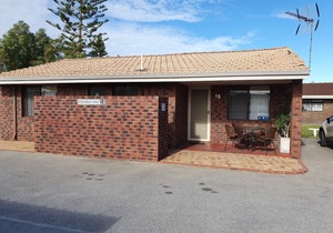 Ocean Beach Chalet 18