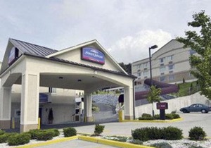 Howard Johnson by Wyndham North Bergen