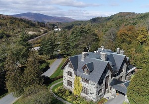 Pointe at Castle Hill Resort