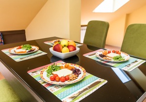 Spacious Design Loft in Beautiful Neighborhood