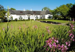 A Hilltop Country Retreat