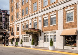 Hotel Bothwell Sedalia Central District, Ascend Hotel Collection