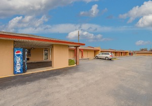 Travelers Inn Midwest City