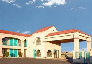 Travelodge by Wyndham Kingman