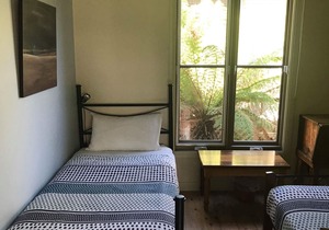 Port Campbell Guesthouse & Flash Packers