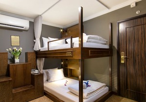 Little Charm Hanoi Hostel