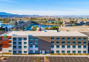 Holiday Inn Express and Suites Lake Havasu - London Bridge, an Ihg Hotel