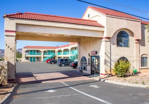 Travelodge by Wyndham Kingman