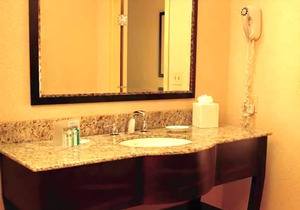 Hampton Inn & Suites Fresno - Northwest