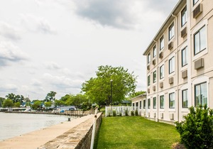 Comfort Inn River's Edge