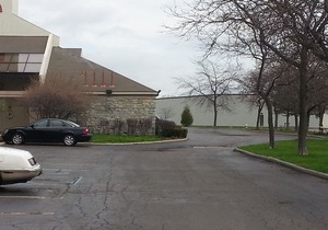 Days Inn & Suites by Wyndham Monroe