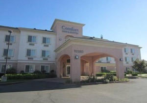 Comfort Inn & Suites Galt – Lodi North