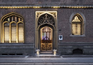Babila Hostel & Bistrot