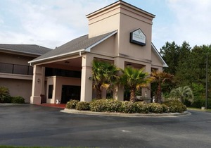 Travelodge by Wyndham Port Wentworth Savannah Area