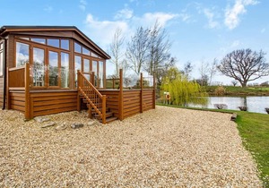 2 bedroom accommodation in Swinethorpe, Nr Lincoln