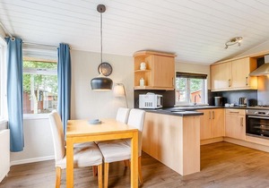 2 bedroom accommodation in Cotswolds