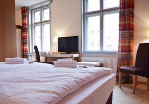 Standard Double Room Villa - Hotel Am Jungfernstieg
