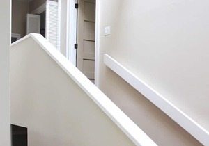 Newly Renovated! Open Floor Plan! Walk to Beach, Amenity Cards! Sleeps 12!