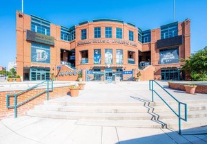 Viagem Beautiful and Spacious 1BR with Gym and Pool