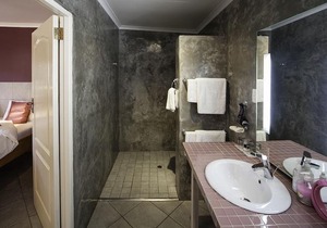 GuBas De Hoek meet eat sleep