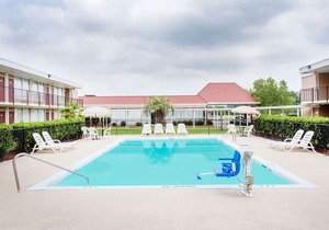 Days Inn by Wyndham Goldsboro