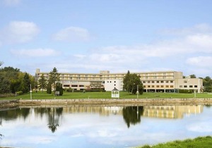 Ramada by Wyndham Belleville Harbourview Conference Center