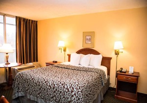 Days Inn by Wyndham Alexandria South
