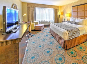 Plaza Hotel Surestay | Claymont