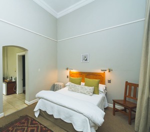 Crown Guesthouse Waterkloof 