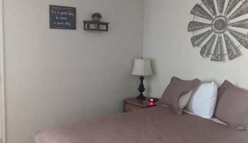 Deluxe Room, 1 Queen Bed