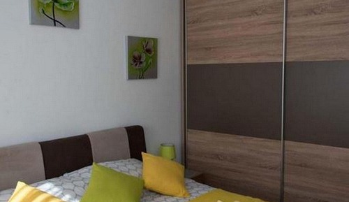 Apartment (One Bedroom Apartment)