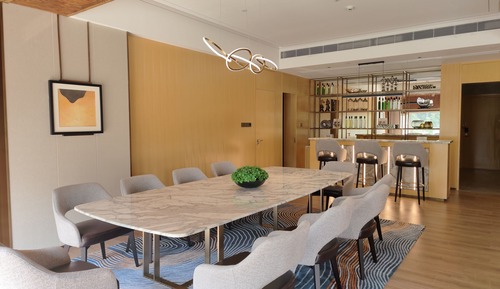 Chairman Hot Pool Duplex Suite
