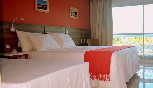 Deluxe Room, Pool View